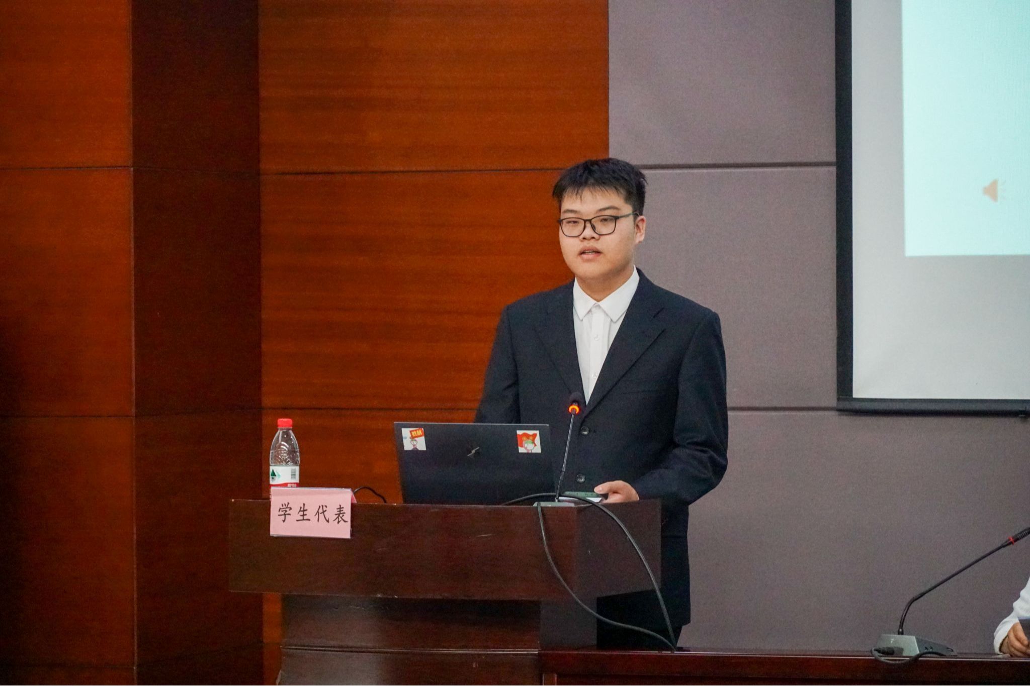 持续完善全员